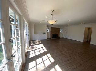 6462 San Vicente Blvd, Los Angeles, CA 90048