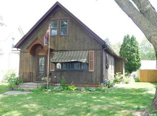 1610 11th St, Moline, IL 61265