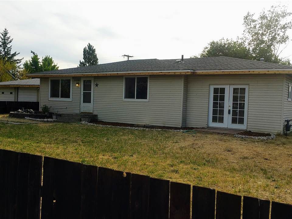 1st image of 1108 S Lundstrom St