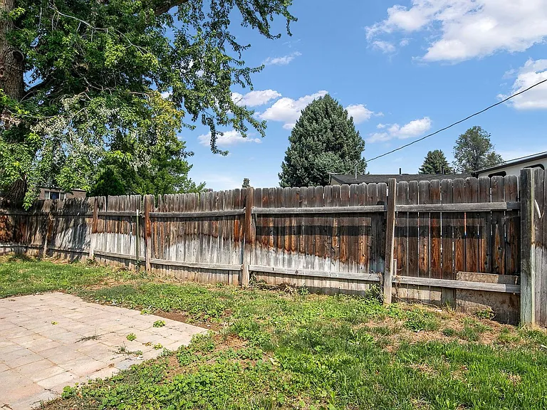 4902 W Targee St — Photo 23