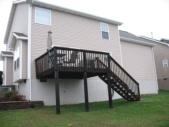 4th image of 7327 Olive Branch Ln