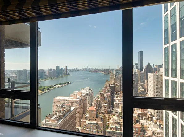 425 East 58th Street image 11 of 18