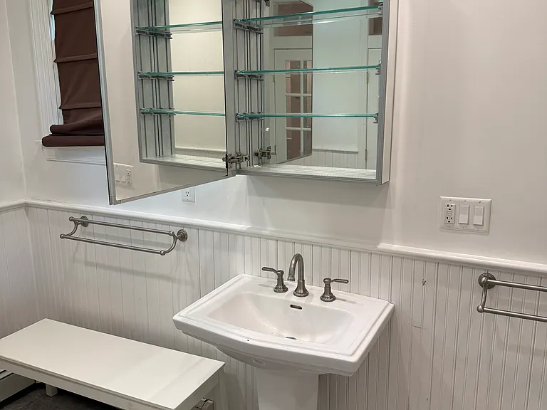 793 Lake St #5 — Photo 32