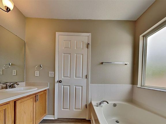 4th image of 4568 Ross Lanier Ln