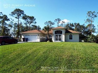 903 Robert Ave, Lehigh Acres, FL 33936