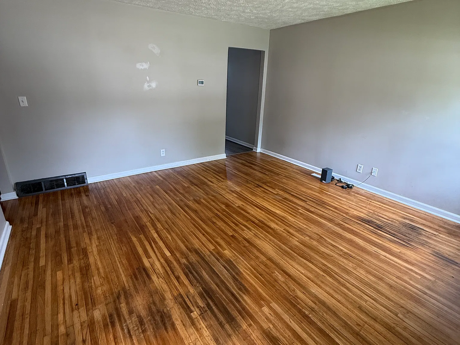 3 bed, 1200 sqft, $1,545 — Photo 3