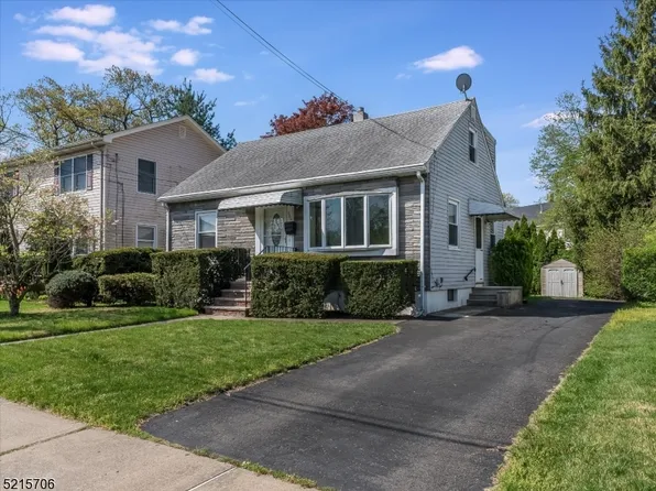 9-06 Mayfair Ter, Fair Lawn Boro, NJ 07410