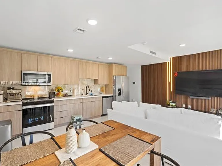 14595 SW 261st St — Photo 7