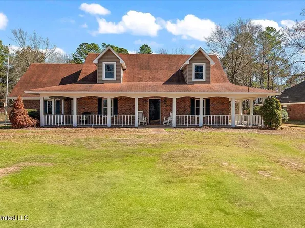 540 Richland Cir, Richland, MS 39218