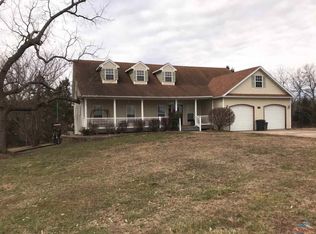 721 Robin Ln, Warsaw, MO 65355