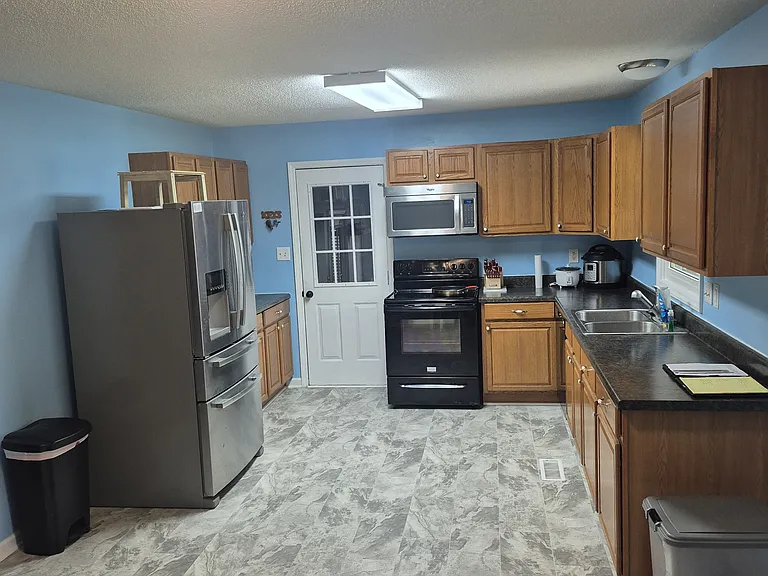 704 W Park Ave — Photo 6