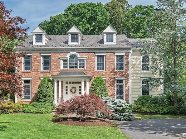 242 Lafayette Ave, Chatham, NJ 07928