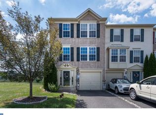 9 N Savanna Dr, Pottstown, PA 19465