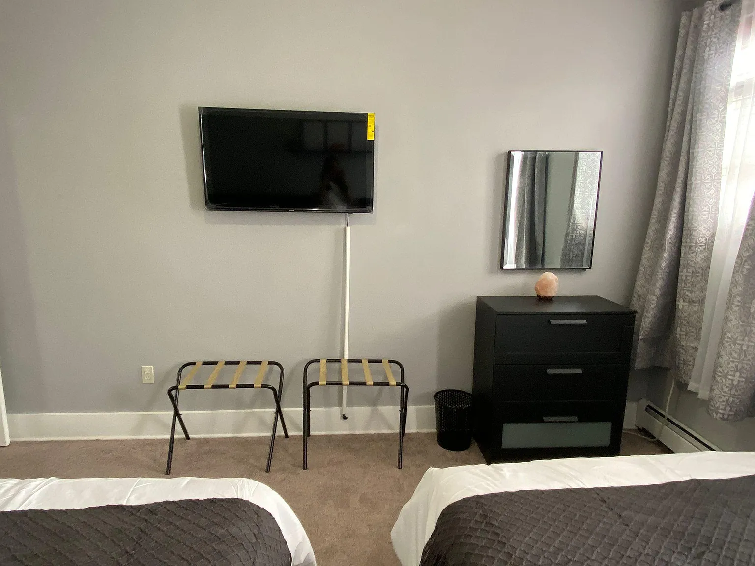 2 bed, 1600 sqft, $2,300 — Photo 2