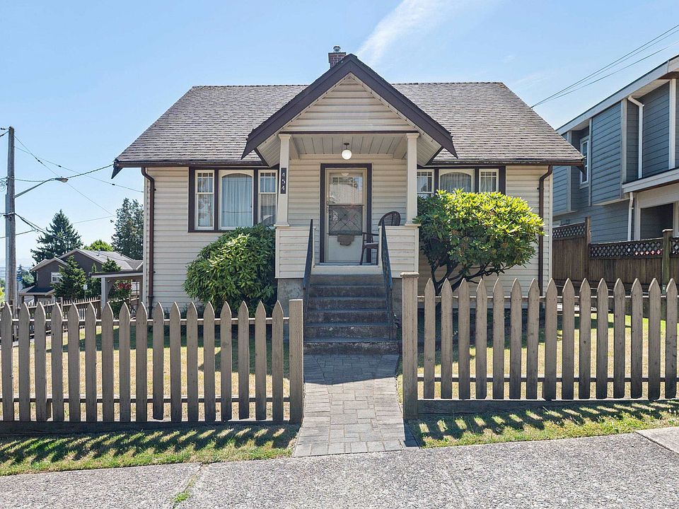 1st image of 454 Elmer St