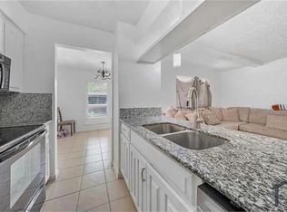 374 Valley Park Dr, Garland, TX 75043