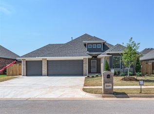 4601 Hidalgo Ave, Mustang, OK 73064