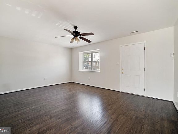 3rd image of 6422 Jefferson Pl