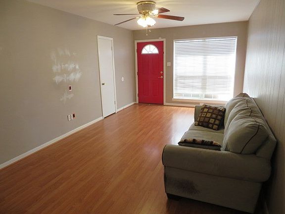 4th image of 4316 Brookdale Dr