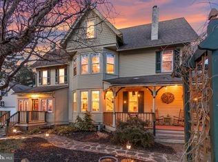 4 Morgan Ln, Media, PA 19063