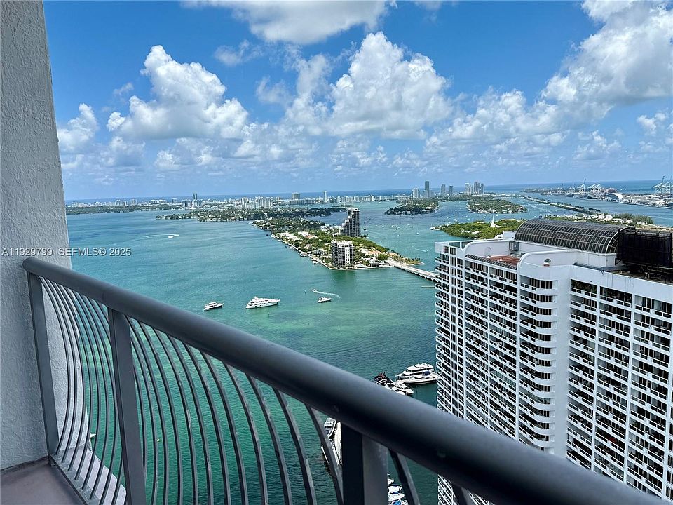 1st image of 1750 N Bayshore Dr APT 4604