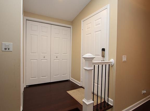 4th image of 1263 Streamwood Ln #328