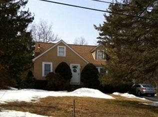27 Arizona Ave, Holden, MA 01520