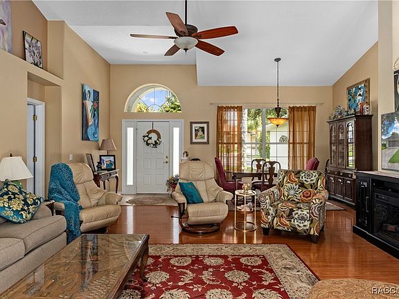 4th image of 4400 N Lake Vista Trl