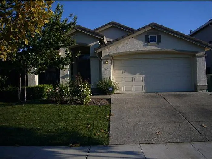 270 Regency Park Cir photo 1