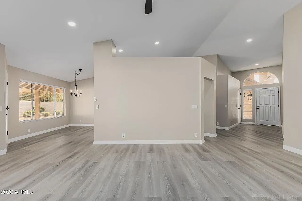 2 bed, 1574 sqft, $2,450 — Photo 3