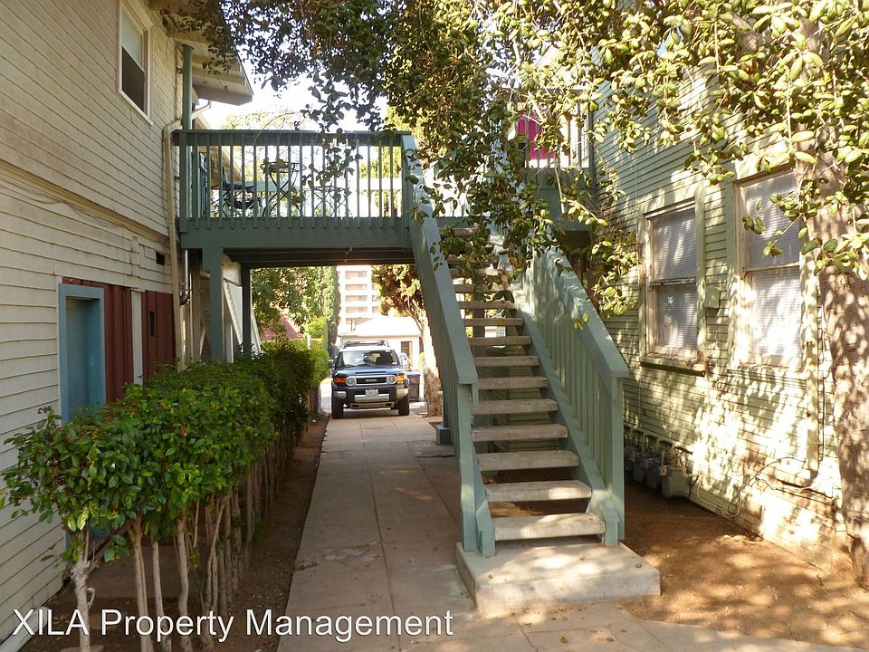 1st image of 2547 1st Ave