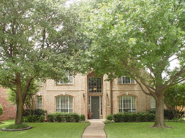 1st image of 2633 Barrington Dr