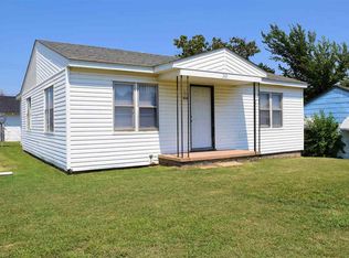 202 E Hemlock Ave, Enid, OK 73701