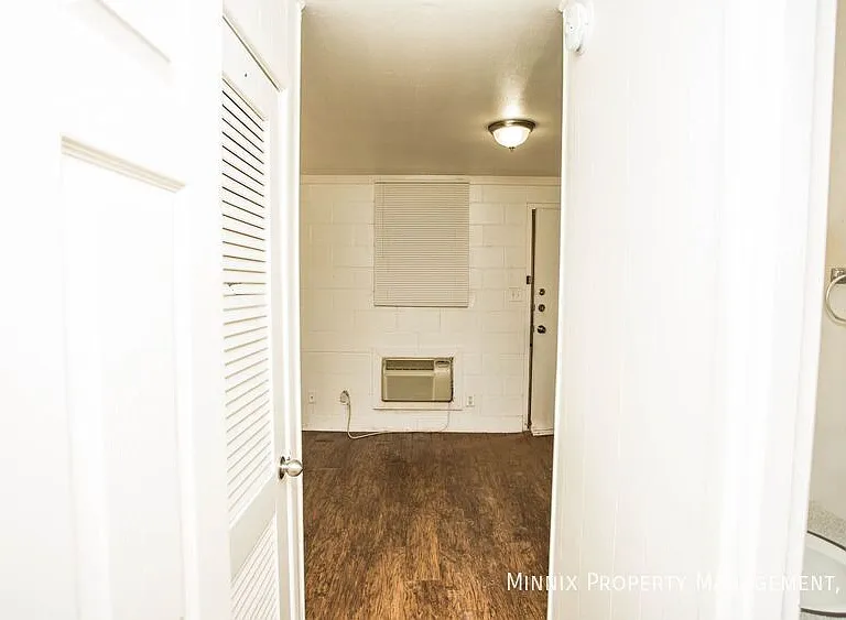 2212 2nd St #5 — Photo 6