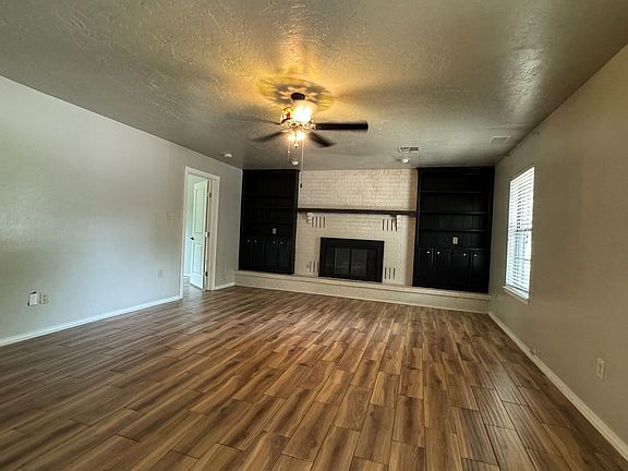 2nd image of 2306 NE Garden Ln