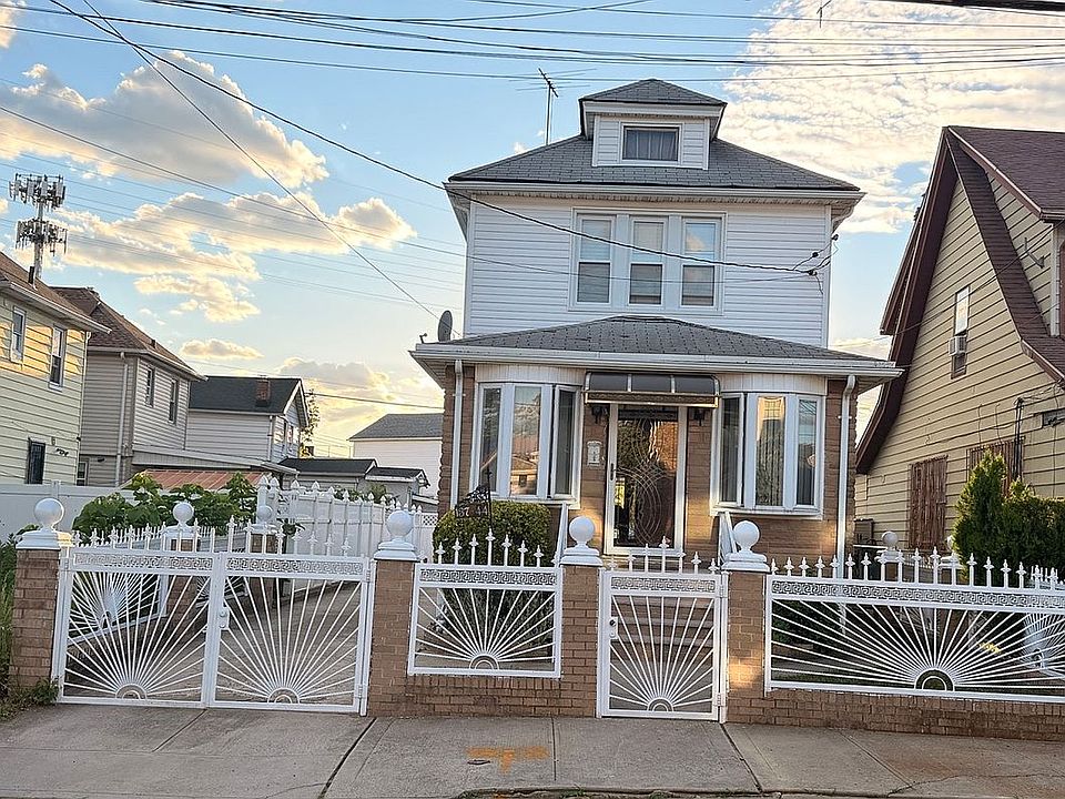 1st image of 13744 218th St