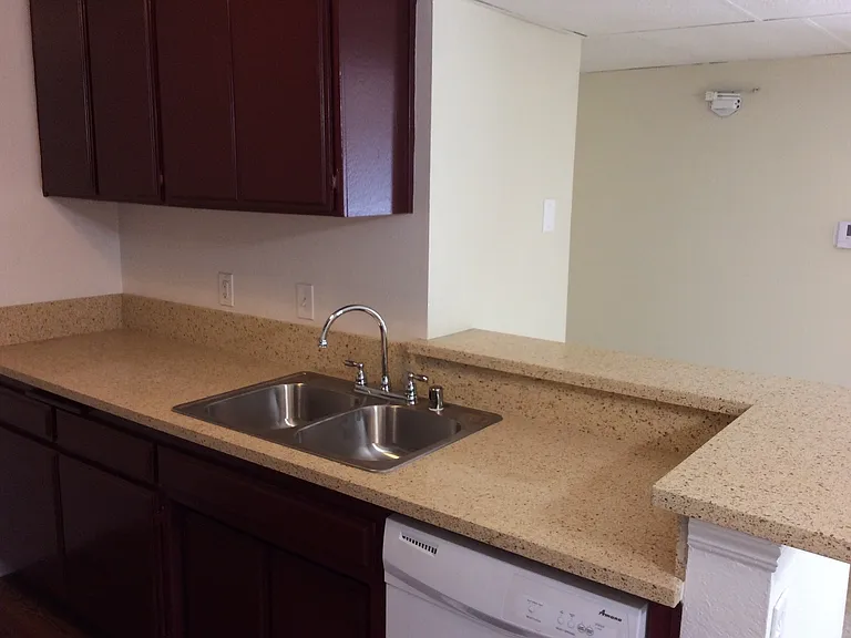 Riverside Terrace Apartments — Photo 51