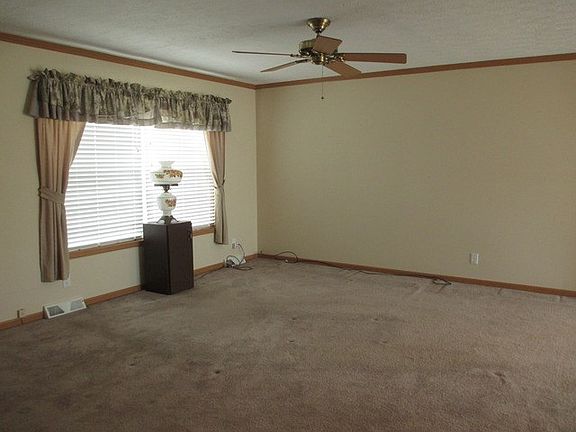 5th image of 339 Mallard Ln