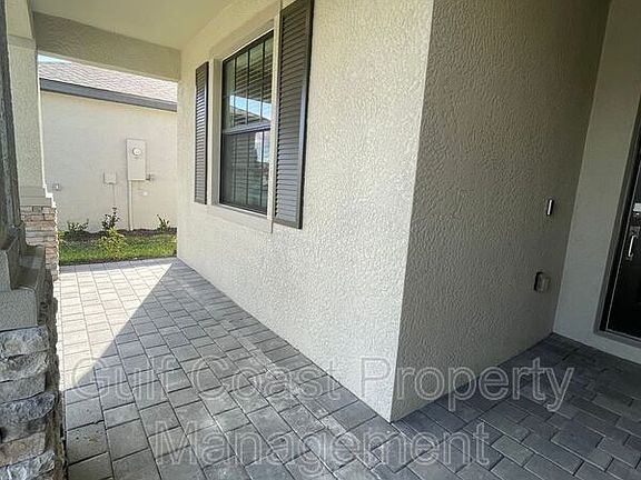 2nd image of 1523 Saddlewood Cir