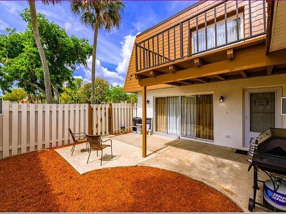 2nd image of 168 Sweetgum Ln #168