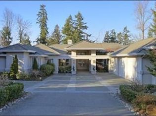 18304 NW Montreux Dr, Issaquah, WA 98027