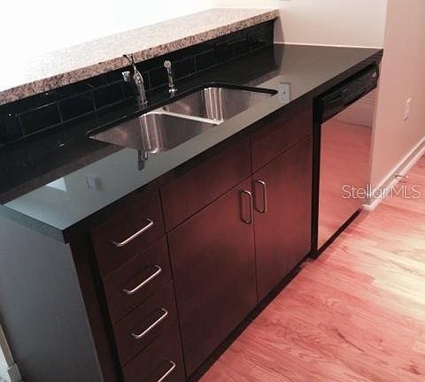 3rd image of 155 Court Ave #1804