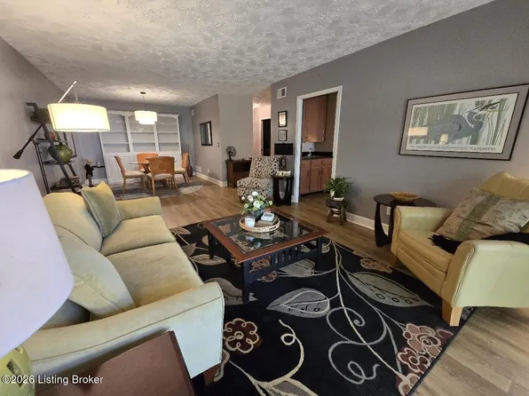 5800 Coach Gate Wynde APT 295, Windy Hills, KY 40207