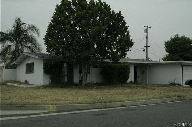 1st image of 543 E Navilla Pl