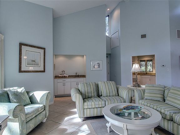 2nd image of 2301/03 Boxwood Ln