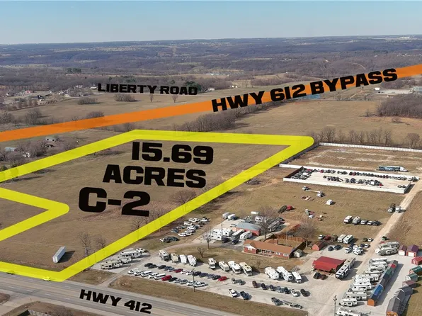 W 412 W, Springdale, AR 72762