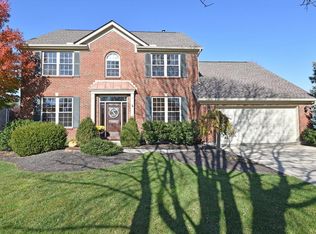 6325 Paxton Woods Dr, Loveland, OH 45140
