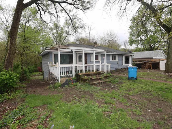 59266 Mayflower Rd, South Bend, IN 46619