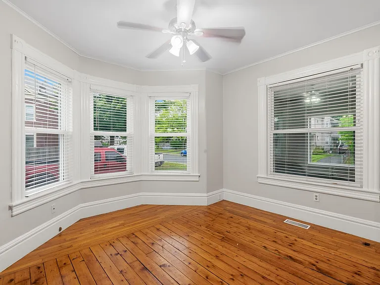 42 Glen St #44 — Photo 10