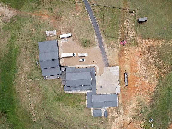 3rd image of 540 County Road 3440